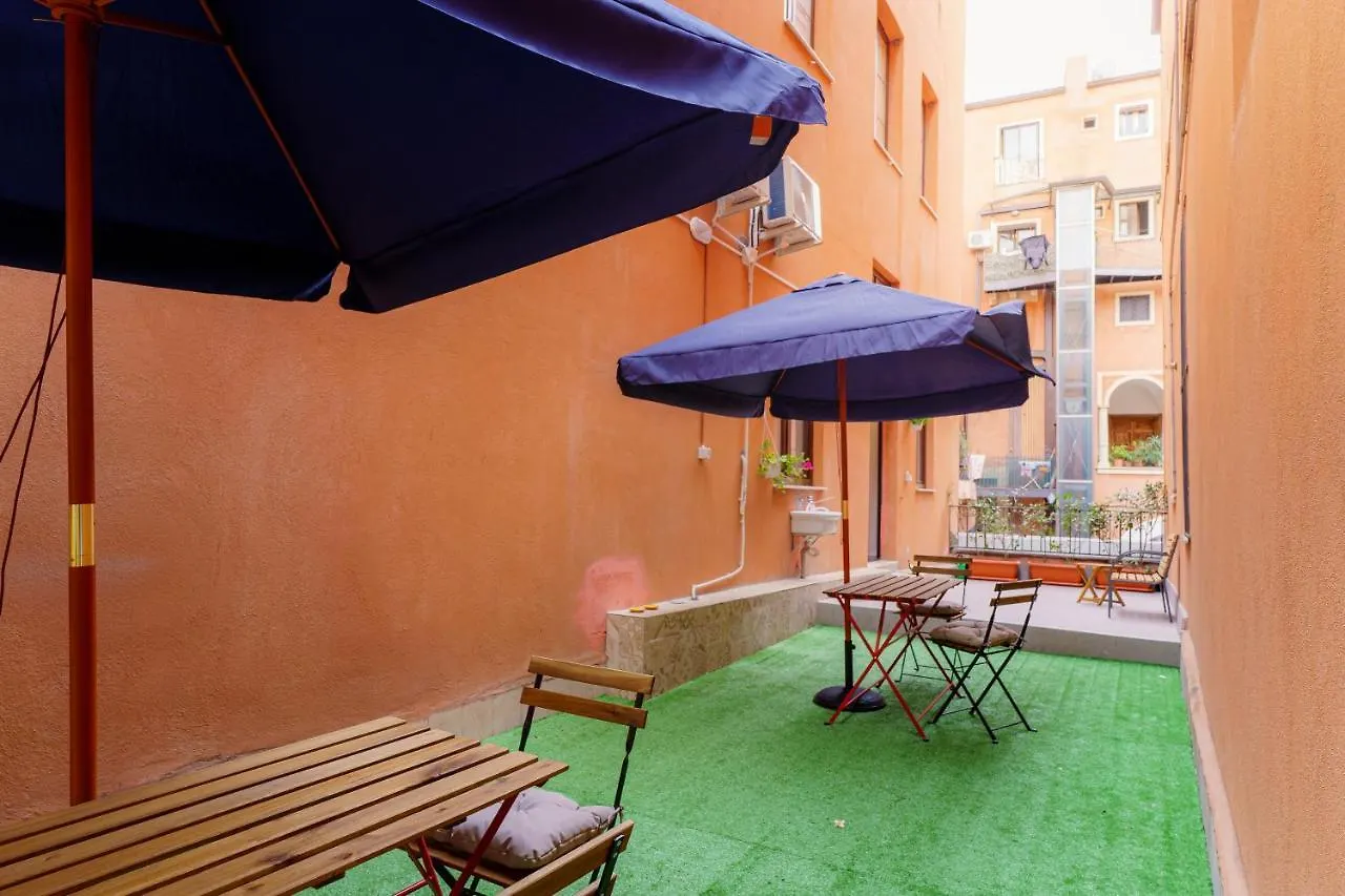 Casta Diva Holiday Rooms Catania Guest house