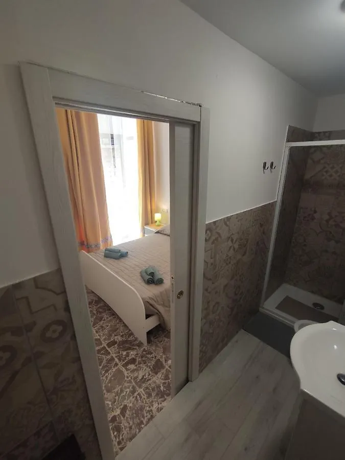 Guest house Casta Diva Holiday Rooms Catania Italy